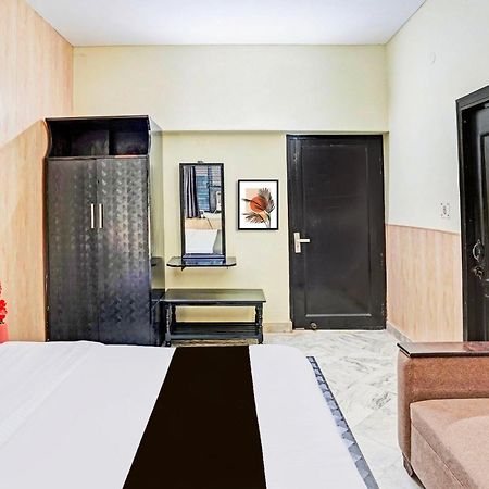 Super Collection O Mathura Near Railway Station Exterior photo