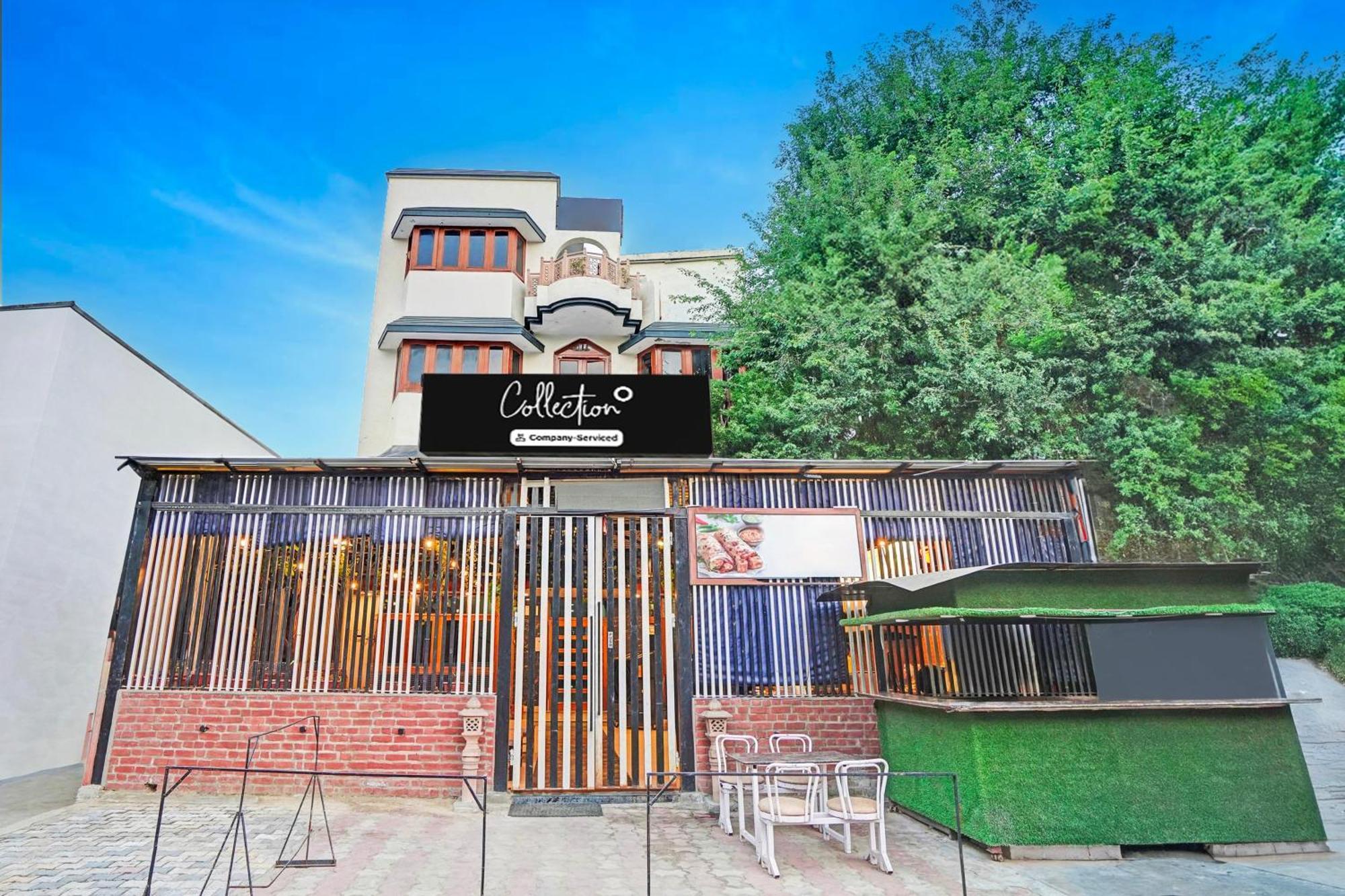 Super Collection O Mathura Near Railway Station Exterior photo
